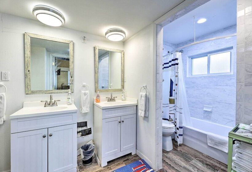 South Padre Island Vacation Rental: Steps To Beach