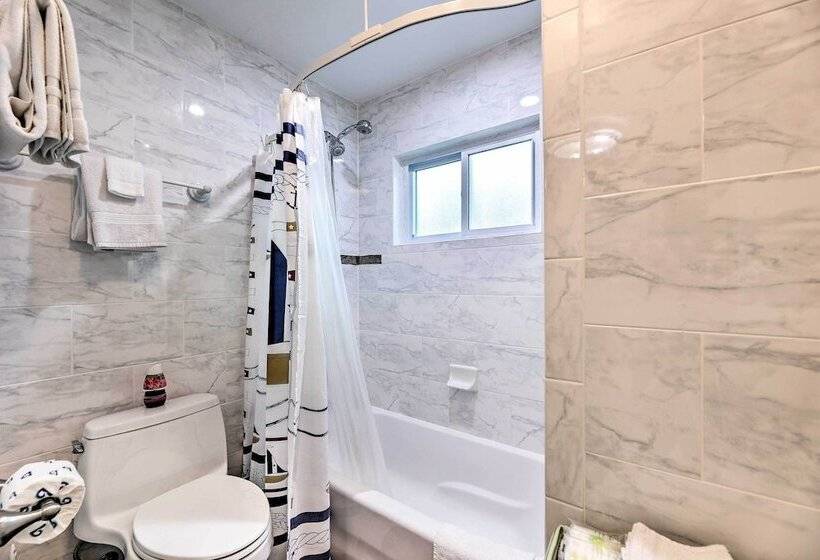 South Padre Island Vacation Rental: Steps To Beach