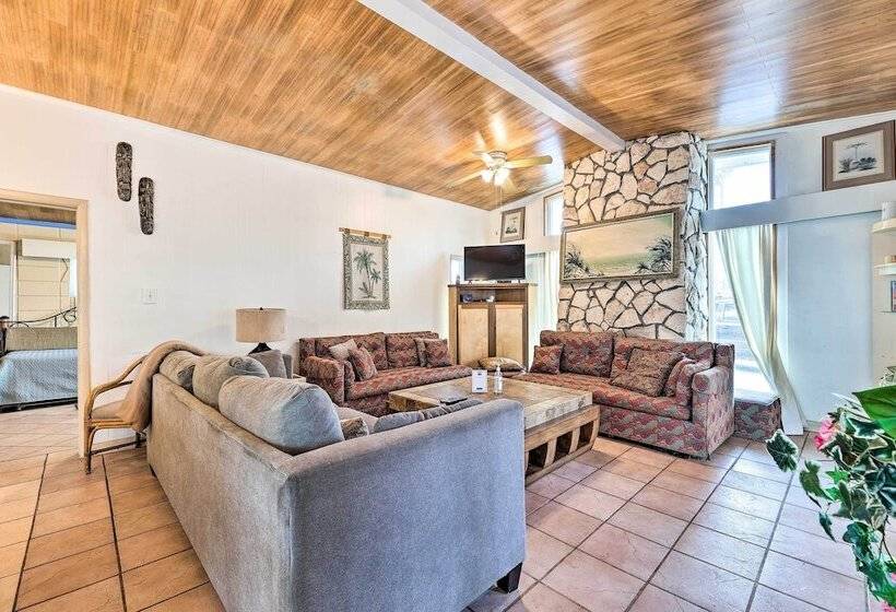 South Padre Island Vacation Rental: Steps To Beach