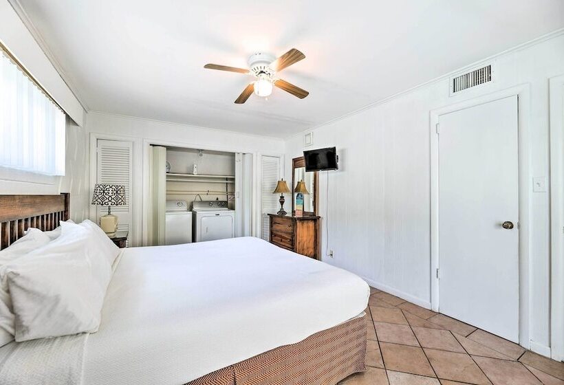 South Padre Island Vacation Rental: Steps To Beach