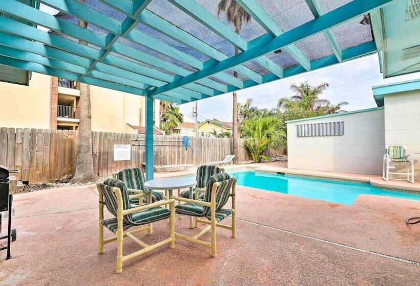 South Padre Island Vacation Rental: Steps To Beach
