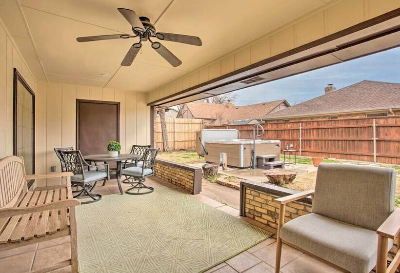 Spacious Bethany Home Near Lake Overholser!