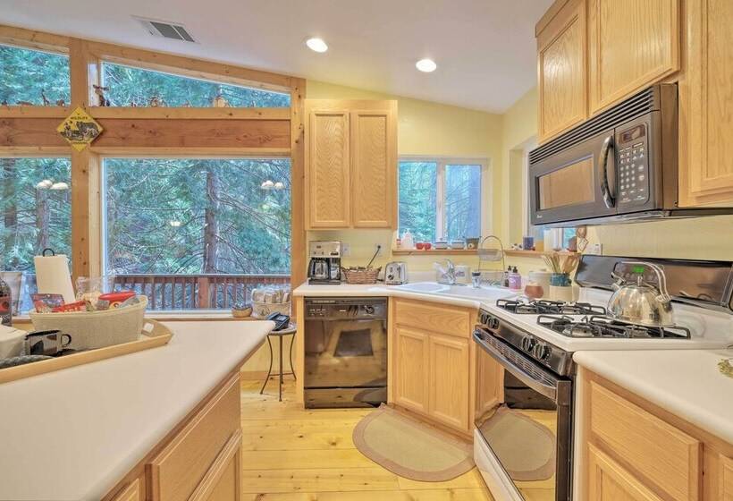 Walk To Big Trees State Park: Cabin W/ Deck!