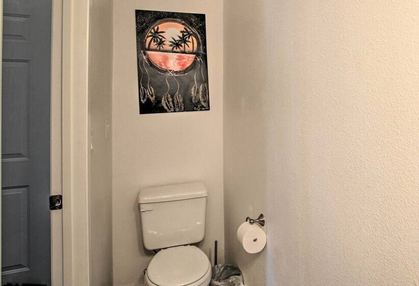 Spacious Family Home W/ Kayak + Deck On Bear Lake!