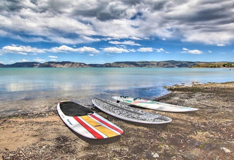 Spacious Family Home W/ Kayak + Deck On Bear Lake!