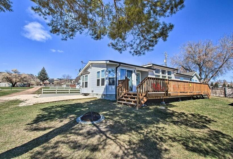 Spacious Family Home W/ Kayak + Deck On Bear Lake!