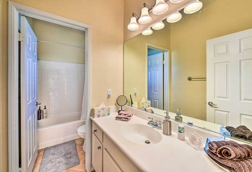 Spacious Golf Home W/ Yard At Indian Palms Resort!