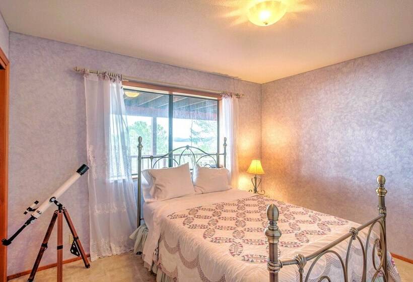 Spacious Kelseyville Home W/ Large Lakefront Deck!