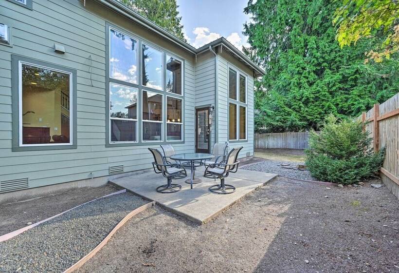 Spacious Kirkland Home 15 Mi To Dtwn Seattle!