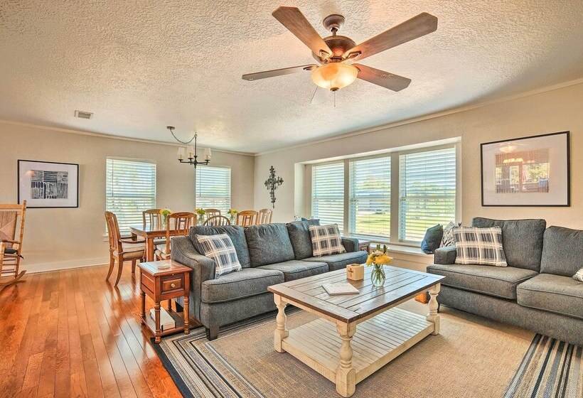 Spacious Livingston Home W/ Private Boat Dock