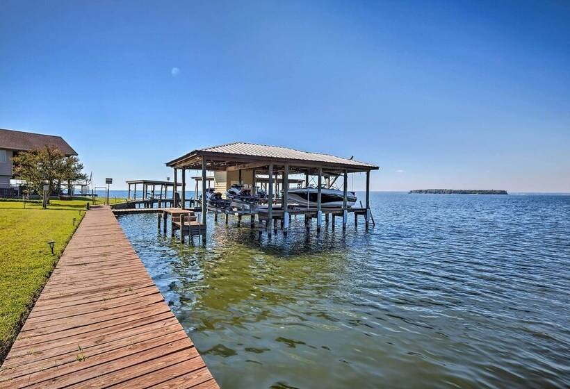 Spacious Livingston Home W/ Private Boat Dock