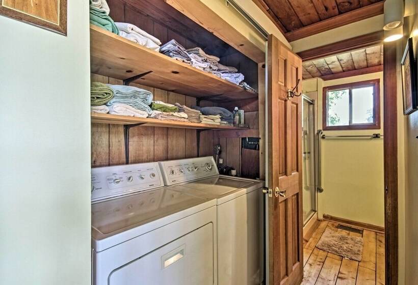 Spacious Mountain Home: Family, Pet & Wfh Friendly