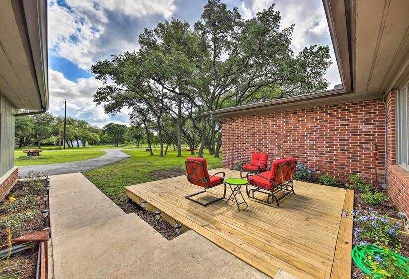 Spacious New Braunfels Escape W/ Private Deck!