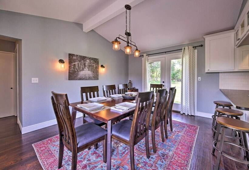 Spacious New Braunfels Escape W/ Private Deck!