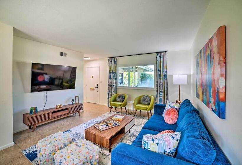 Spacious Riverside Home W/ Game Room & Yard