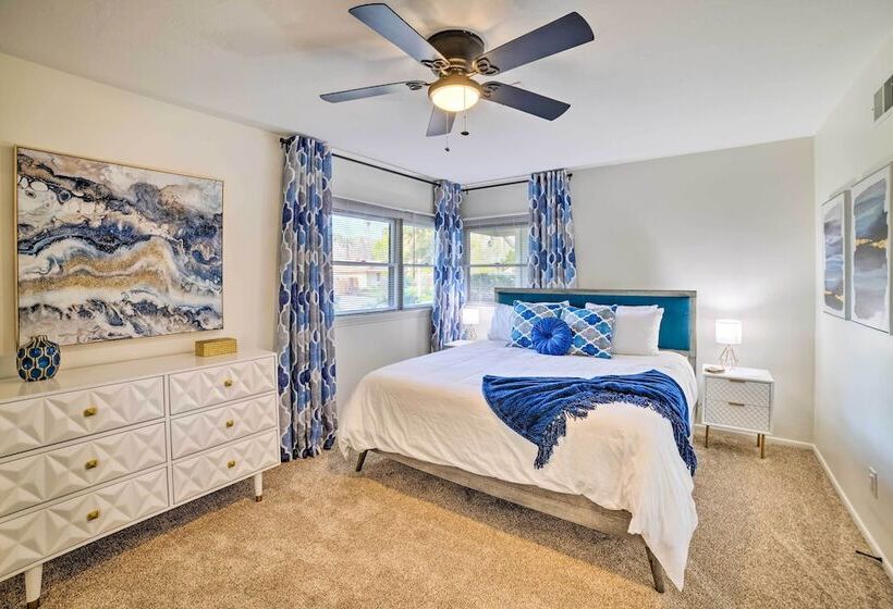 Spacious Riverside Home W/ Game Room & Yard