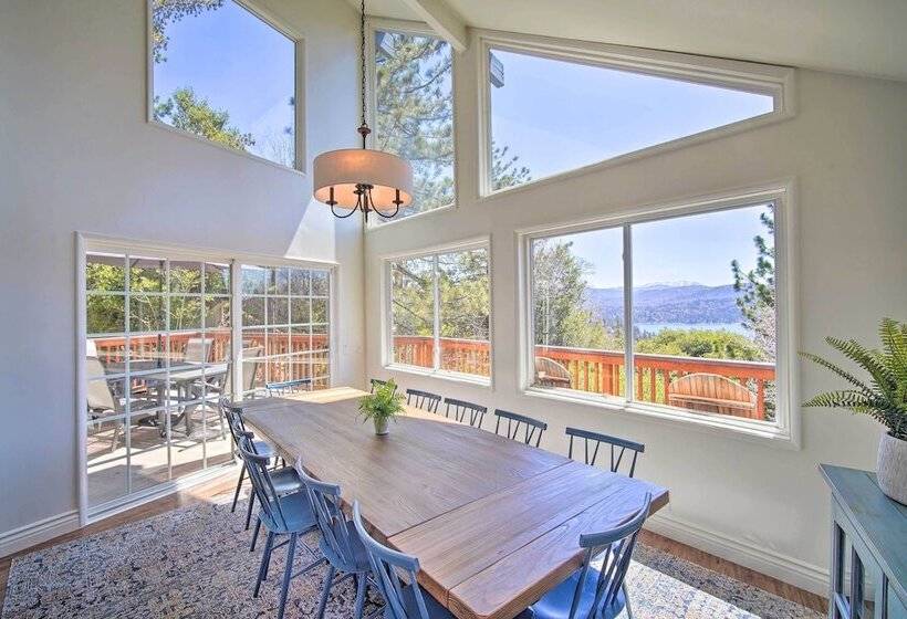 Stunning Lake Arrowhead Home: Decks & Hot Tub