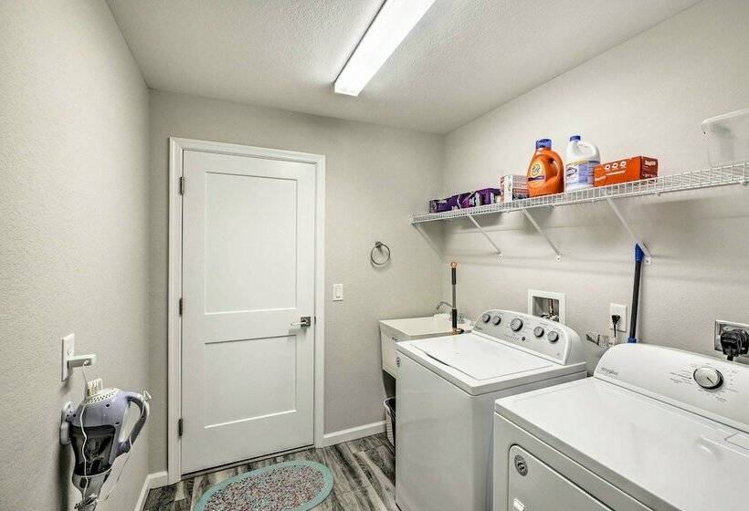 Newly Built Home 8 Mi To Fisherman S Village