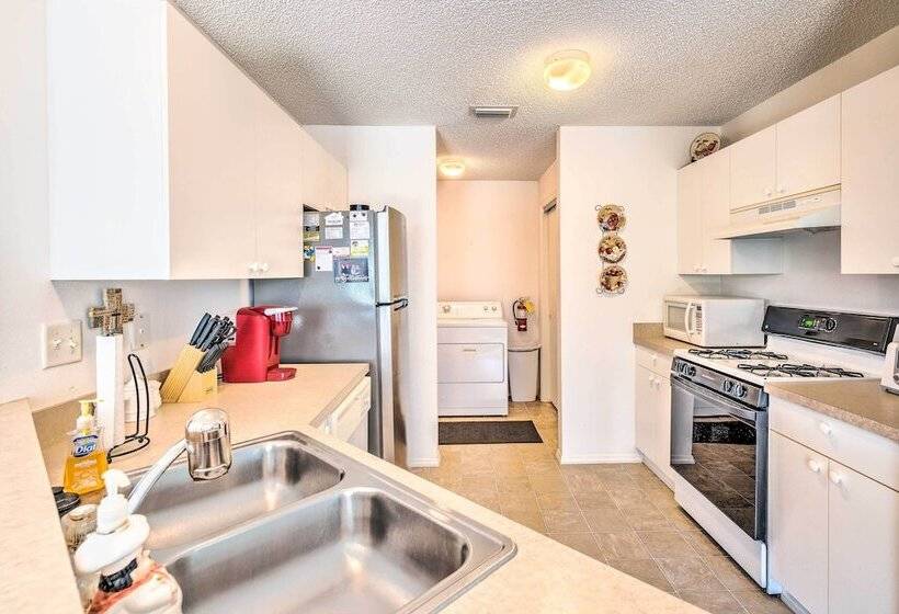 Sunny Home In The Villages W/ Lanai & Pool Access!