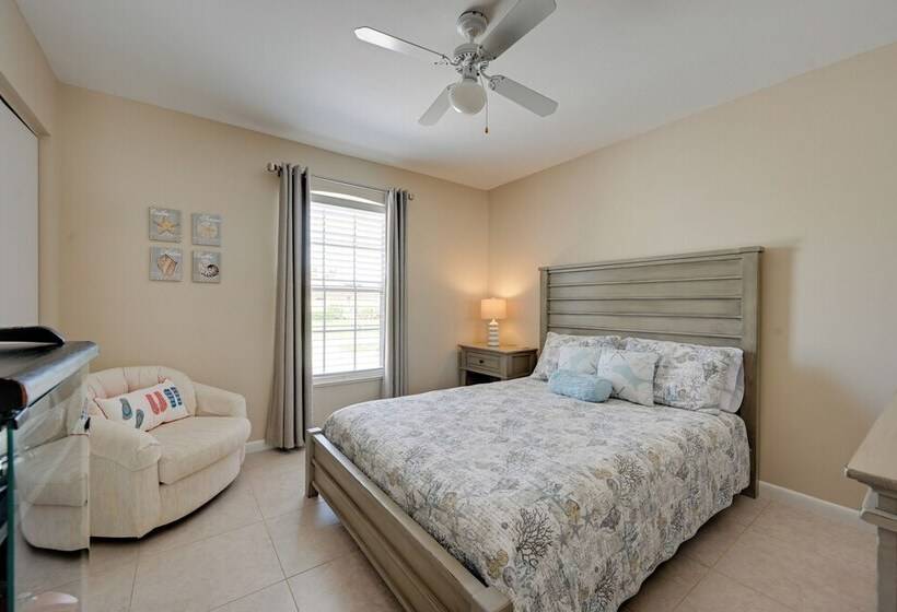 Sunny Marco Island House < 3 Blocks To Beach!