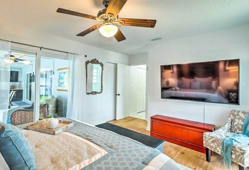Tropical Landing  Stuart Home W/ Pool + Grill!