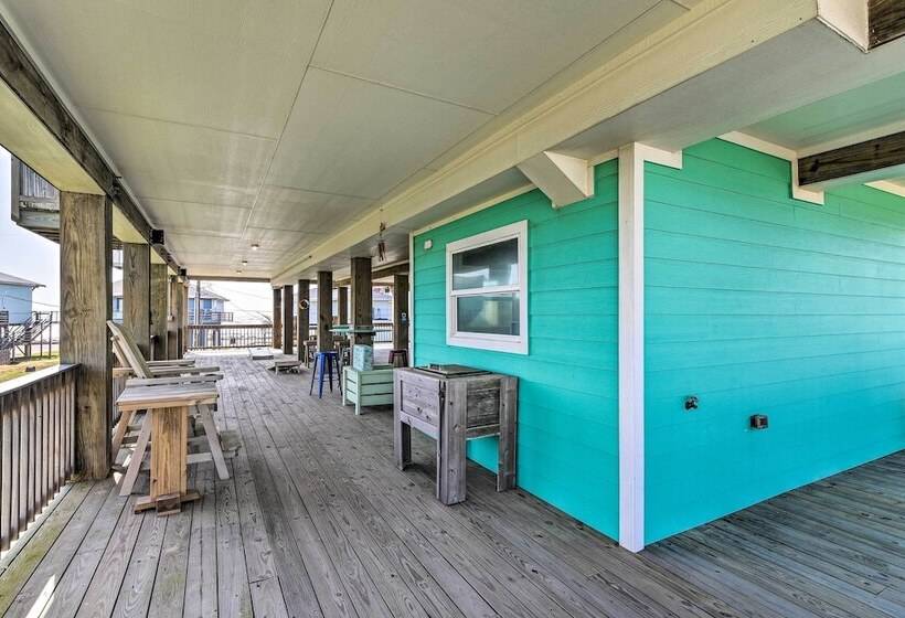 Surfside Beach Home W/ Views, Steps To Shore!