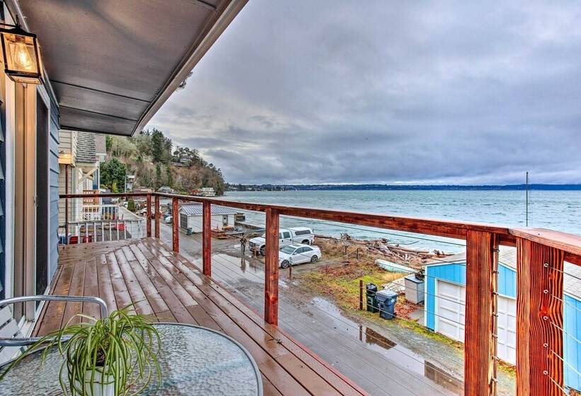 Tacoma Dash Point Beach Cabin W/ Balcony!