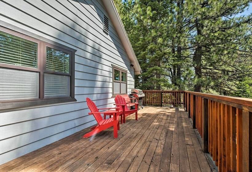 Tahoe Donner Escape: Under 15 Mi To 6 Ski Resorts!