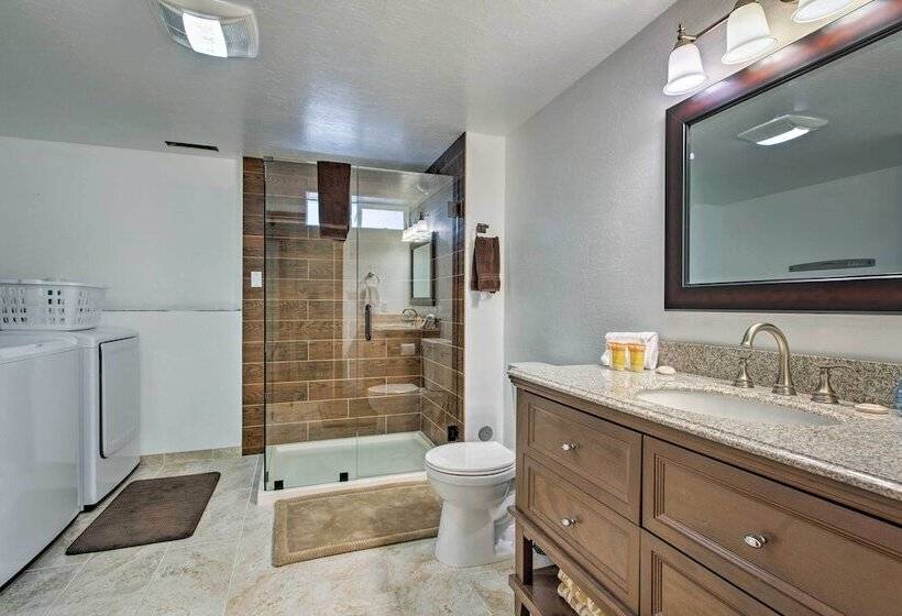 Tahoe Donner Escape: Under 15 Mi To 6 Ski Resorts!