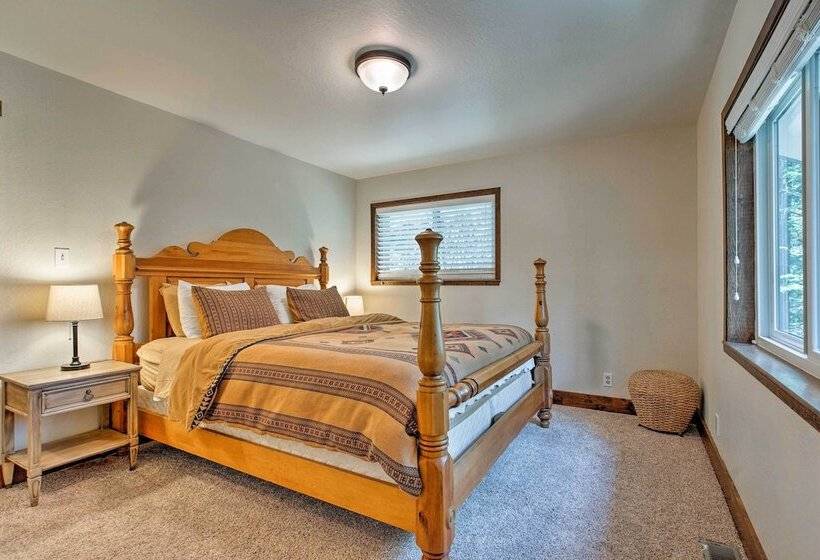 Tahoe Donner Escape: Under 15 Mi To 6 Ski Resorts!