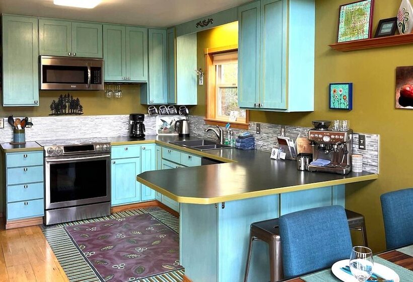 Tamarack Haus Hot Tub & Ev Charging: Walk Dtwn!