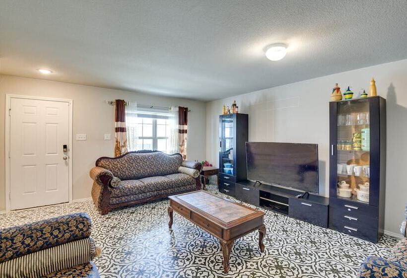 Texas Retreat W/ Patio Near Kayaking & Golfing!