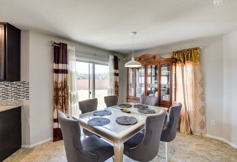 Texas Retreat W/ Patio Near Kayaking & Golfing!