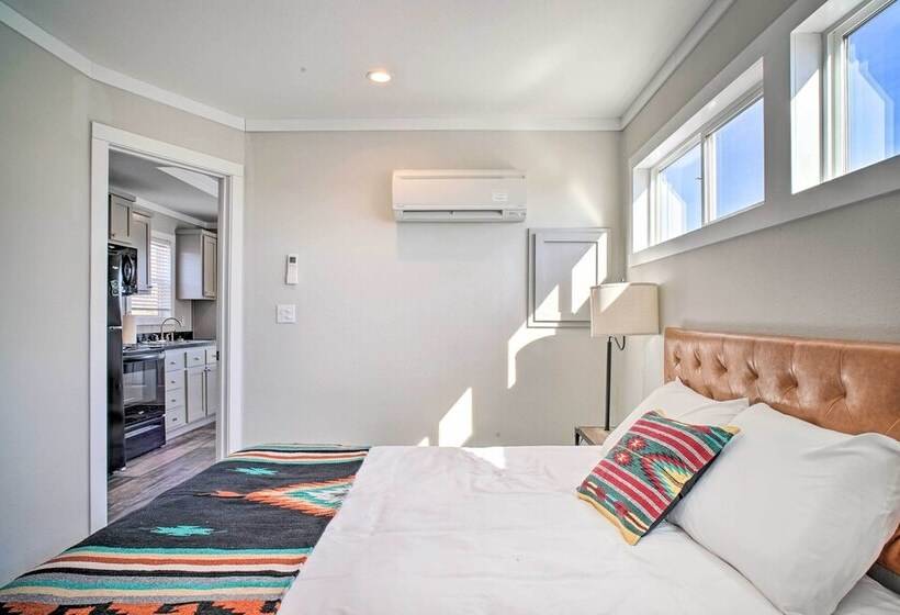 The Roadrunner   Silver City Oasis W/ Views!