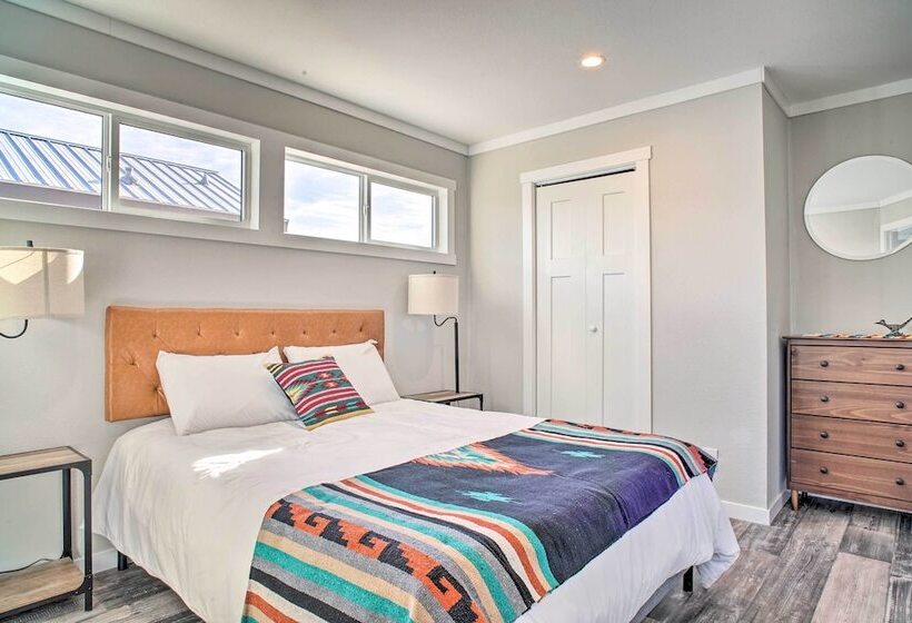 The Roadrunner   Silver City Oasis W/ Views!