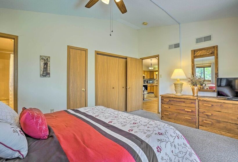 Retreat On The Woods Resort: Mtn View Golf Course!