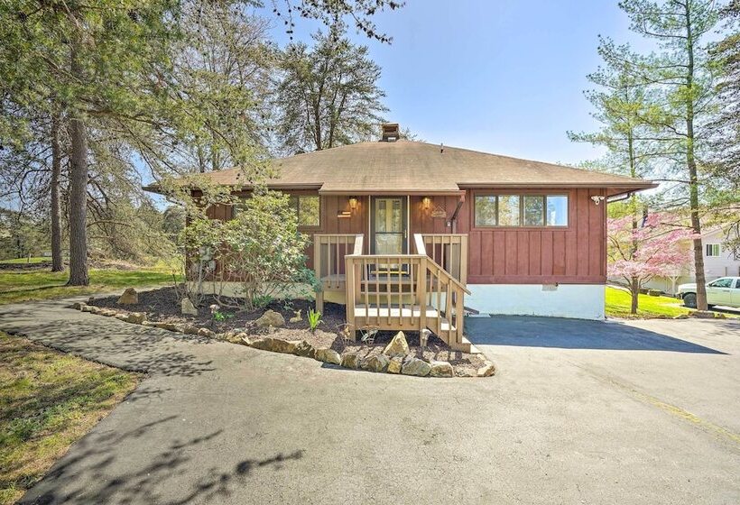 Retreat On The Woods Resort: Mtn View Golf Course!