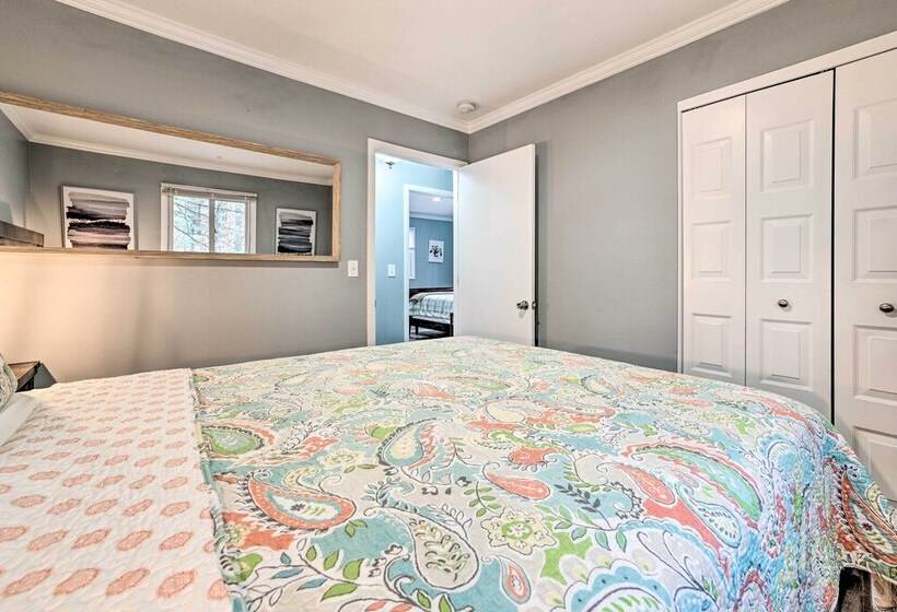 Traverse City Retreat W/ Deck & Lake Access