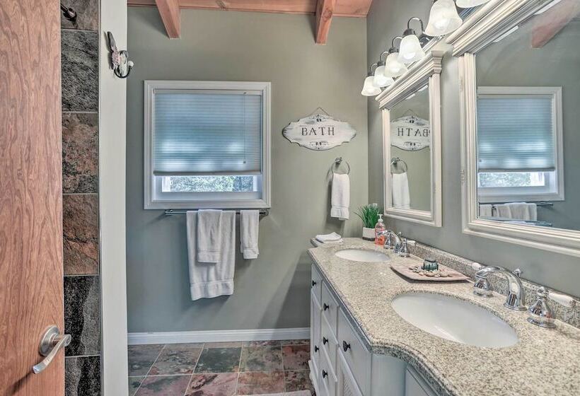 Tree Lined Lake Arrowhead Cabin, Near Trails!