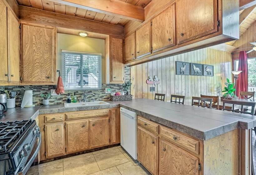 Tree Lined Lake Arrowhead Cabin, Near Trails!