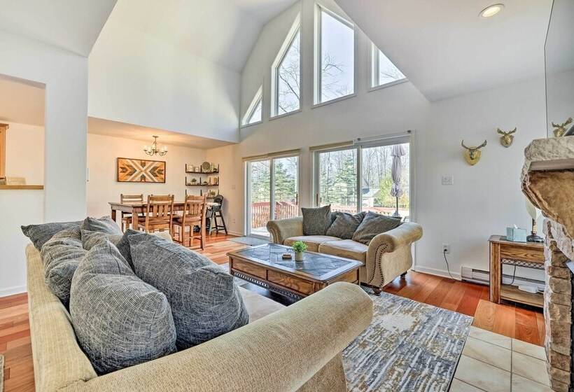 Tree Lined Pocono Lake Home W/ Hot Tub + Decks!