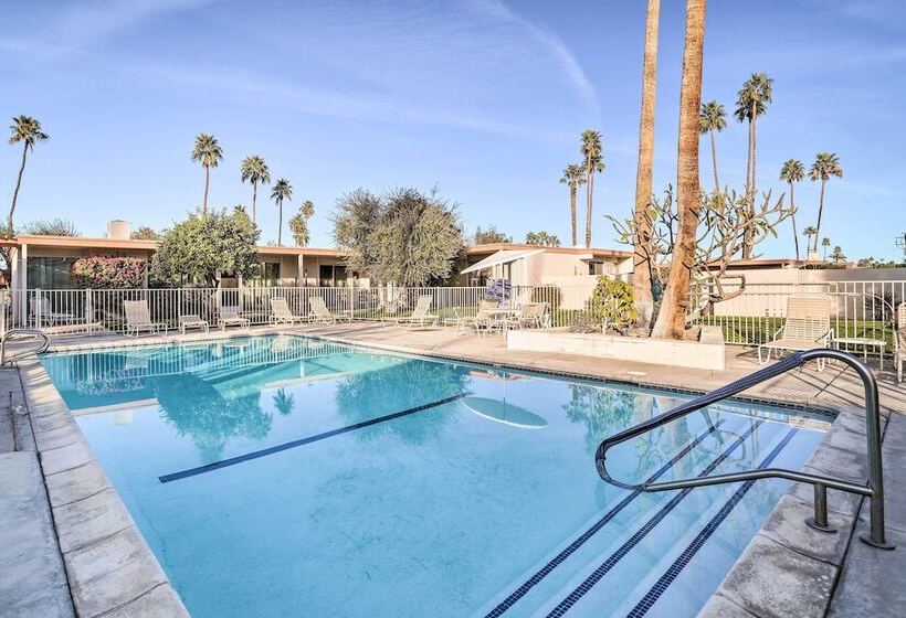 Trendy Palm Desert Home W/ Patio, Pool Access
