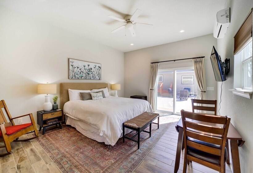 Tulsa Vacation Home ~ 3 Mi To Downtown