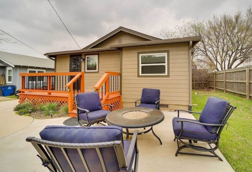Tulsa Vacation Home ~ 3 Mi To Downtown