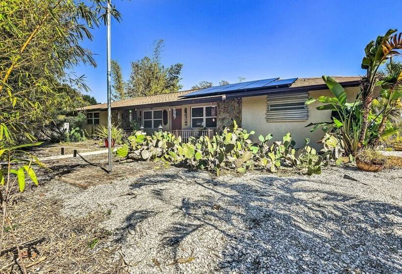 Unique Nokomis Home ~ 2 Mi To Beach Access!