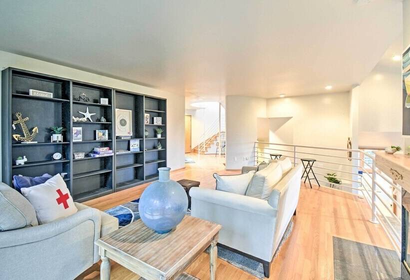 Unique Port Ludlow Home W/ 3 Decks & Hot Tub!