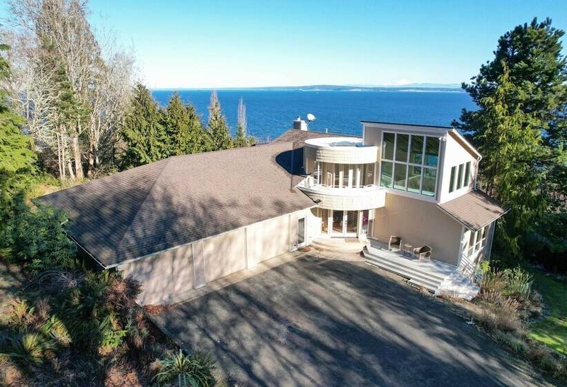 Unique Port Ludlow Home W/ 3 Decks & Hot Tub!