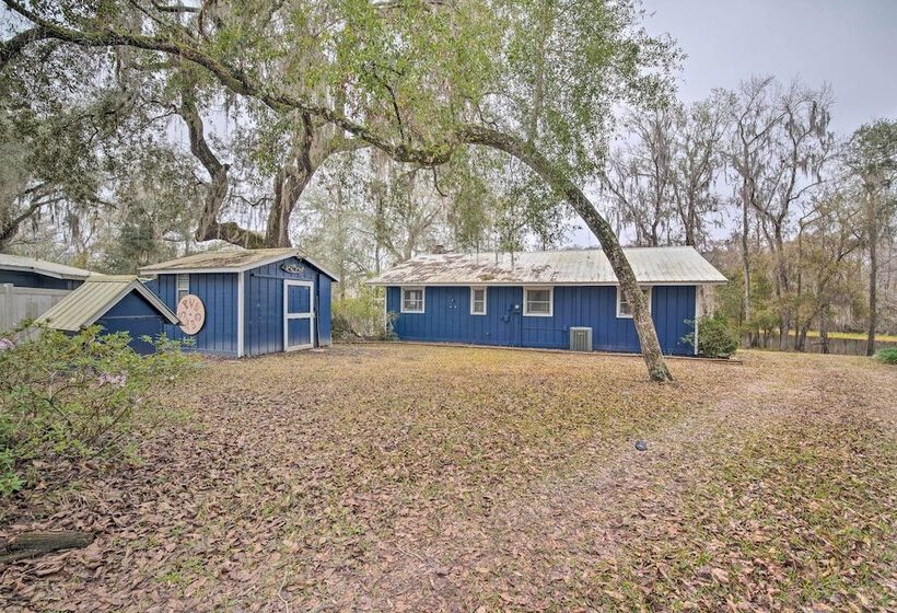 Unplugged Withlacoochee Riverfront Retreat!