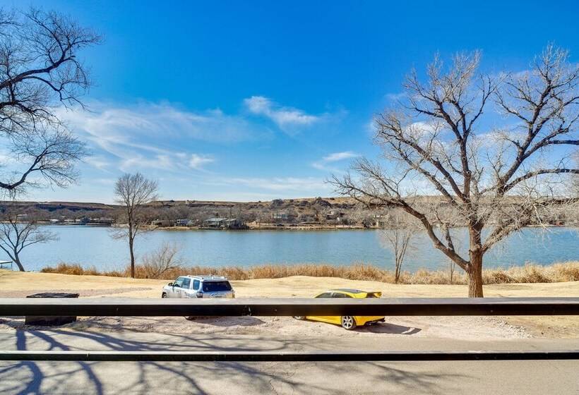 Updated Buffalo Springs House On The Lake!