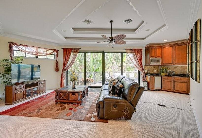 Upscale Marco Island Home W/ Pool, 1 Mi To Beach